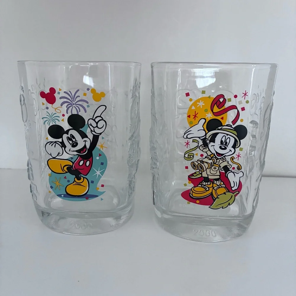Set of 2 Vintage Disney Millenium 2000 Walt Disney World Commemorative Glasses